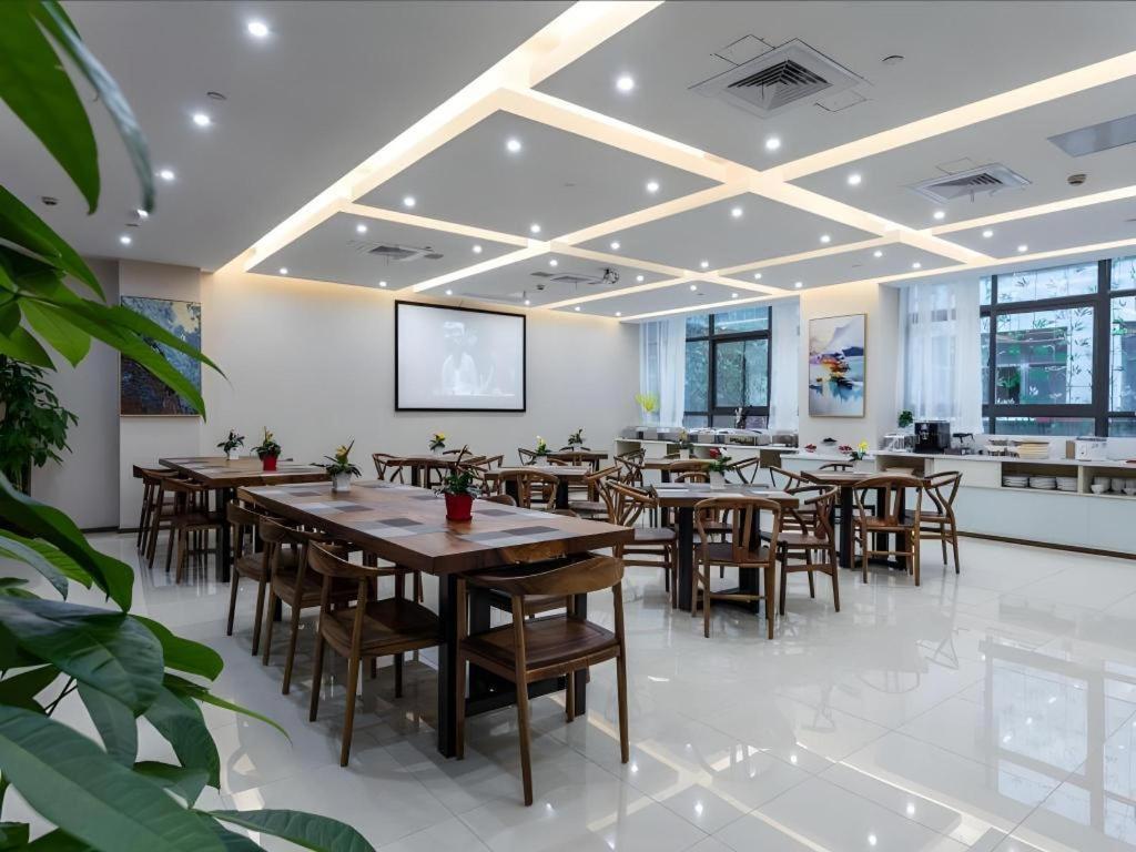 Gya Changzhou Wujin District Hutang New Era Furniture Plaza Hotel Buitenkant foto