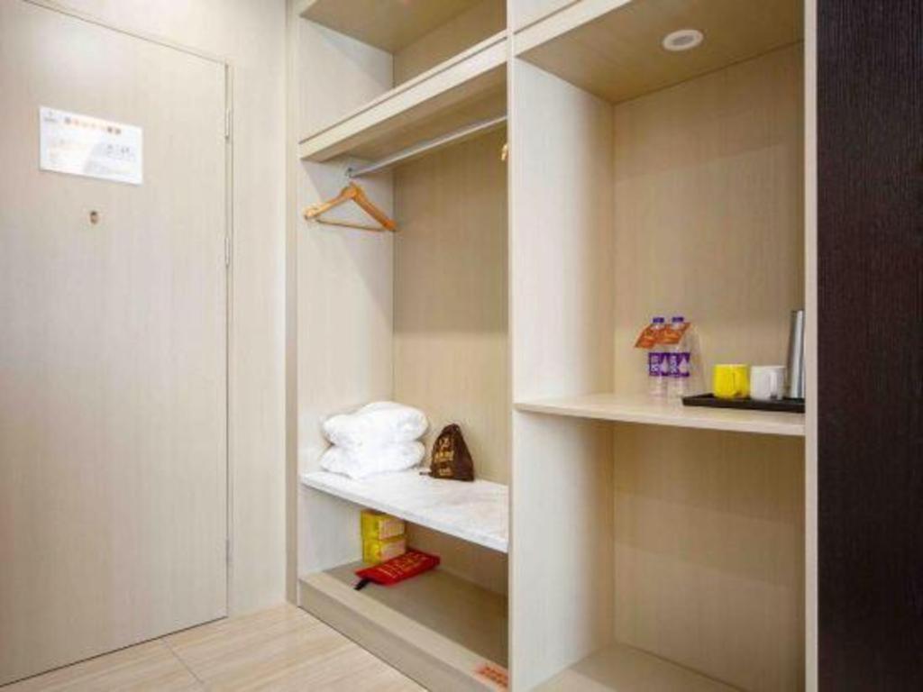 Gya Changzhou Wujin District Hutang New Era Furniture Plaza Hotel Buitenkant foto